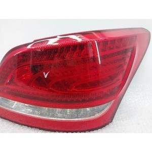 Feu arrière droit d'occasion Equus 924023N010 - Product Image 3
