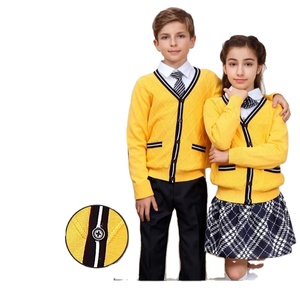 Cárdigan Amarillo con Cuello en V, Bordado Acrílico con Patrón Argyle, Estilo Preppy para Mujer - Product Image 1