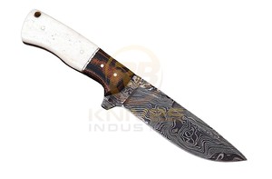 Cuchillo de Caza Personalizado de Acero de Damasco, Hoja Fija, Full Tang, para Supervivencia al Aire Libre y Camping, con Funda de Cuero - Product Image 2