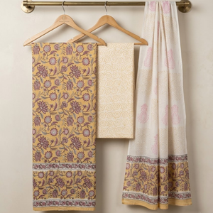 Conjunto de Pijama Kurti Sarong de Algodón con Estampado Floral Blanco y Amarillo |   Ropa de Playa para Mujer de Alta Calidad con Estampado Artesanal |   Conjunto Informal Étnico para Descansar - Product Image 1