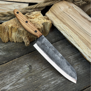 Couteau de cuisine de chef de 13 pouces, fabriqué à la main en acier haute teneur en carbone, avec manche en bois naturel et étui en cuir - Product Image 2