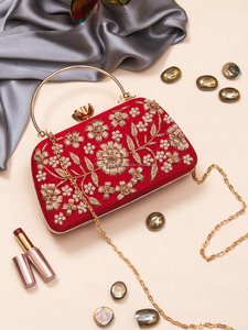 Bolso de mano nupcial bordado floral con cuentas hecho a mano, de terciopelo con forro de satén y cierre magnético para bodas y eventos nocturnos para mujer - Product Image 1
