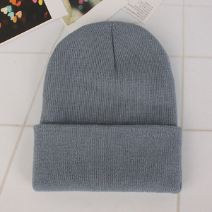 Chapeau beanie unisexe léger et élégant en coton/laine, ajustable, avec tricot jacquard chaud pour les sports d'hiver en plein air et les voyages - Product Image 3