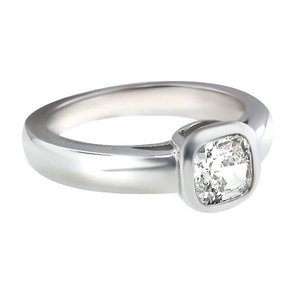 Anillo Elegante para Mujer con Diamante Moissanite Corte Cojín, Plata de Ley 925, Engaste Completo, Ideal para Propuesta Romántica - Product Image 3