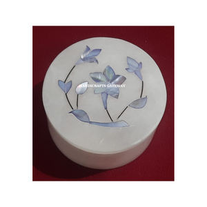 Boîte à bijoux en incrustation de nacre blanche naturelle de forme ronde - Product Image 5