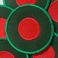 Écussons brodés personnalisés en tissu chenille de haute qualité avec motif floral pour chapeaux – Durables, thermocollants, marque privée, vente en ligne
