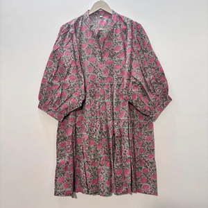 Robe Tunique Mini Formelle en Coton Écologique Imprimée à la Main Motif Floral, Col en V, Manches 3/4, Ourlet à Volants en Dentelle, Lavable Naturellement - Product Image 1