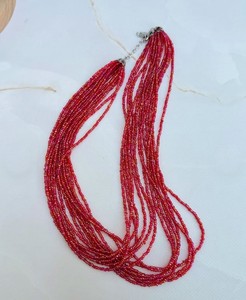 Collier ras du cou artisanal arc-en-ciel avec petites perles, chaîne dorée réglable, pour femme, style bohème, idéal pour l'été et les vacances à la plage - Product Image 2