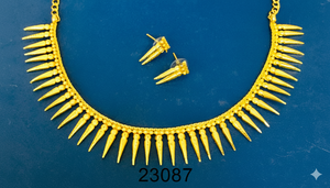 Nouveauté MOLL JEWELLERS : Parure florale plaquée or 24 carats style indien, avec zircon, pour femme, idéale pour fiançailles, mariage ou comme cadeau. - Product Image 4