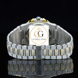 Montre élégante de haute qualité entièrement sertie de diamants en or rose, idéale pour un anniversaire ou une occasion spéciale, disponible à la vente - Product Image 3