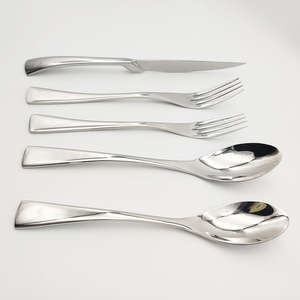 Ensemble de couverts en acier inoxydable durable de qualité alimentaire |   Couverts de fête hygiéniques et résistants à la rouille pour une restauration sûre - Product Image 4