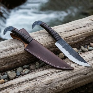 Cuchillo Vikingo Forjado a Mano, Hoja de Acero al Carbono, Empuñadura con Cabeza de Cuervo, Punta de Caza, Mango de Cuero, 9.5 Pulgadas - Product Image 6