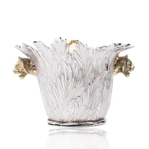 Seau à glace de luxe en aluminium fait main avec couvercle en laiton pour refroidisseur, style martelé vertical élégant, utilisation sur table, Zahid Exports - Product Image 2