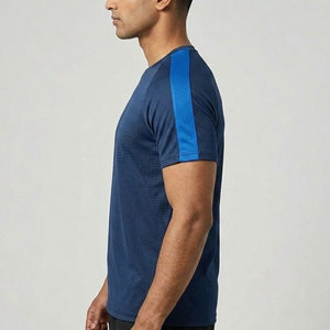 เสื้อยืดออกกำลังกายผู้ชายพรีเมียม เนื้อผ้าเบาสบาย ระบายอากาศได้ดี เหมาะสำหรับฟิตเนส วิ่ง และเล่นกีฬา - Product Image 5