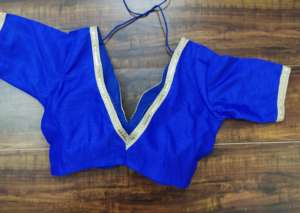 Elegante Blusa Corta de Manga Corta con Cuello en V, 100% Poliéster Tejido, Color Azul Rey, Estilo Saree, para Mujer, Lavado a la Piedra, Otoño Invierno, Boda - Product Image 2