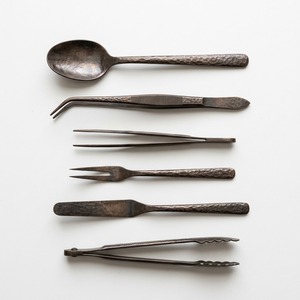 Ensemble de 6 ustensiles de présentation professionnels en acier inoxydable pour chefs, pinces et spatules robustes pour l'agencement et la garniture des plats - Product Image 6