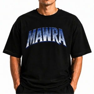T-shirt noir à manches courtes et col rond pour homme Mawra, impression DTG sur le devant, design streetwear décontracté, coupe classique, t-shirt unisexe - Product Image 1