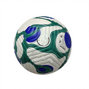 Ballon de football en gros PVC PU NO5 pour étudiants, ballon de football d'extérieur résistant à l'usure pour la compétition, adapté à tous les âges - Product Image 5