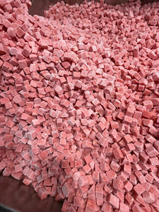 Cubos de sandía dulce LQF de Vietnam, color rojo natural, envasados al vacío a granel para exportación - Product Image 4