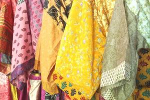 Nouveauté Robe Kimono en soie pour femmes, robe de chambre en mousseline de soie au genou, veste, vêtements de nuit pour demoiselles d'honneur, vente en gros, lot disponible - Product Image 2