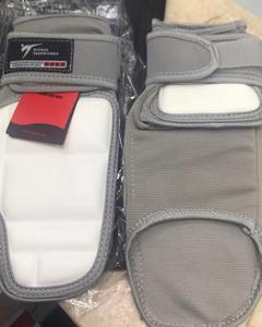 Protège-pieds électroniques en cuir pour entraînement et combat de Taekwondo et Karaté, approuvés WTF, tailles personnalisées, unisexe, pour arts martiaux (KP...NPFoot Protector) - Product Image 6