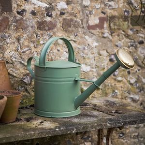 <b>Large</b> capacity metal watering can for garden watering tasks with strong handle rust resistant coating - Product Image 5