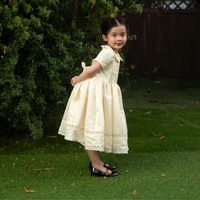 Keva Robes pour filles de couleur personnalisée style vintage vêtements pour enfants broderie col en O pour l'anniversaire de bébé spécial
