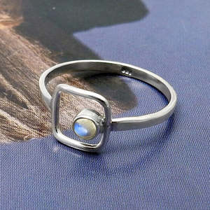 Best Quality 925 Sterling Silver <b>Labradorite</b> Gemstone <b>Ring</b> Handmade Bohemian Jewelry For Women Available At Reasonable Price - Product Image 3