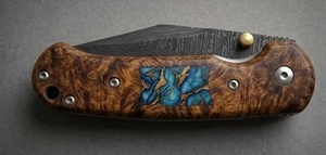 Couteau pliant artisanal de qualité industrielle en acier Damas, manche en résine bleue, ouverture coulissante, garantie 3 ans, couteau de poche EDC personnalisé Tarj - Product Image 4