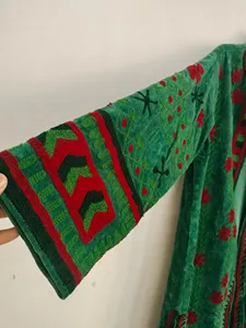Elegant <b>Women</b> Green <b>Velvet</b> Suzani Long <b>Jacket</b> Floral Embroidered Full Sleeve Stand Collar Bohemian Ethnic Style Winter Outerwear - Product Image 2
