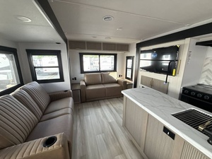Nuevo 2026 Forest River Wildwood Heritage Glenn 308RL - Product Image 5