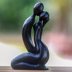 Escultura de Madera Hecha a Mano con Figura de Amor, Decoración de Arte Contemporáneo para Mesa de Salón, Regalo de Aniversario - Product Image 3