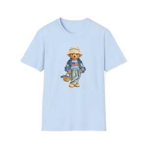 Camiseta Azul Claro para Mujer con Estampado de Oso, Cuello Redondo, Manga Corta, Casual, 100% Algodón, Transpirable, Corte Regular - Product Image 1