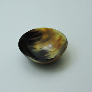 Bol décoratif élégant en véritable corne de buffle, bol de service en corne, saladier en corne, prix de gros direct usine - Product Image 1