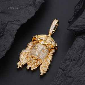 Colgante de Cabeza de Jesús de Plata 925 con Moissanita, Colgante de Señor Jesús con Moissanita, Colgante de Cabeza de Cristo con Moissanita, Joyería Cristiana Elegante - Product Image 2