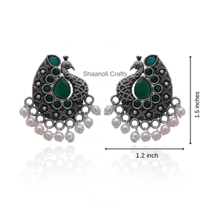 Boucles d'oreilles traditionnelles en argent antique belle motif de paon Designer bijoux multicolores Jhumkas pour vêtements de mariage - Product Image 4
