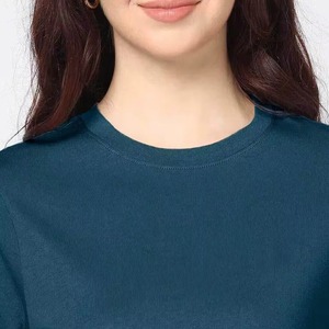 Camiseta informal de mujer, holgada, mezcla de algodón, poliéster y seda, con logo, color rojo, para verano, fabricante directo. - Product Image 6