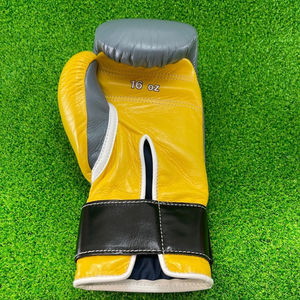 Fabricant professionnel de gants de boxe jaunes et gris personnalisés avec fermeture velcro, équipement d'entraînement de kick-boxing, gants de sparring - Product Image 2