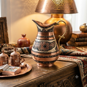 Pichet décoratif de luxe en cuivre et laiton, fait main, carafe à eau vintage en métal gravée, pour la décoration de la maison, des hôtels et des restaurants - Product Image 4