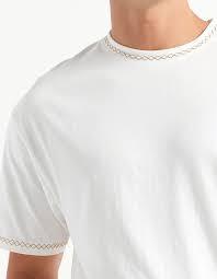 T-shirt moderne en polyester pour homme, avec surpiqûres contrastées, toucher doux, haute densité, idéal pour le quotidien, haut de gamme tendance - Product Image 2