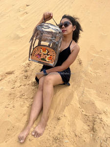 กระเป๋าเป้หนังพีวีซีแบบใสมีเครื่องมือของแท้สินค้ามาใหม่กระเป๋าสะพายหลังแบบใสมีสไตล์ใสมีสไตล์หนังโปร่งใสกระเป๋าสไตล์ตะวันตก - Product Image 4