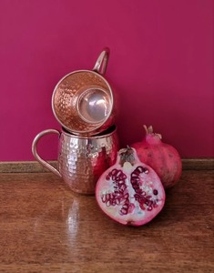 Taza de Cobre Stoli Nueva de Metal para Fiestas, Diseño Moderno - Product Image 2