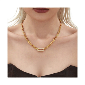 Collier tendance en argent avec pendentif brillant en moissanite pour femme, idéal pour les mariages, les fiançailles, les fêtes et le bureau - Product Image 3