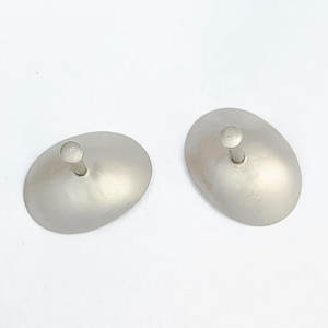 แผ่นป้องกันดวงตาแบบหนาพิเศษสำหรับป้องกันเครื่องจักรอุตสาหกรรมและเพื่อความปลอดภัยของผู้ปฏิบัติงาน แผ่นป้องกันดวงตาทำจากสแตนเลส - Product Image 1