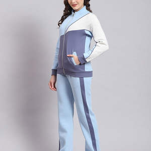 Conjunto deportivo de 2 piezas para mujer, top corto de poliéster de manga larga con logo personalizado de color liso y pantalones largos. - Product Image 5