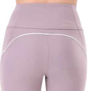 <b>Women's</b> Light Lavender High Waist Full Length <b>Leggings</b> Stretch Fitted Yoga Pants with <b>White</b> Curved Seam Detail for Workout - Product Image 4