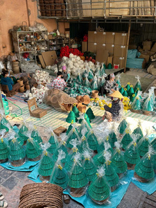 Décoration de Noël artisanale en rotin en forme de papillon, ornement traditionnel écologique pour les fêtes, orné de dentelle - Product Image 2