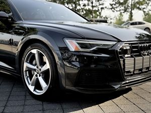 Audi A6 Allroad Quattro Premium Plus Wagon 2022 d'occasion, propre et prête à être expédiée dans le monde entier - Product Image 3