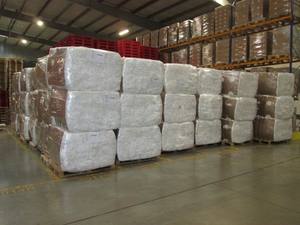 Vente en gros de couches-culottes jetables pour bébés super douces, de haute qualité et confortables, en pâte de cellulose, directement de l'usine - Product Image 2