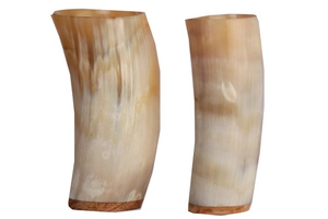 Tasse à corne à boire en forme de hibou sculpté Tasse en corne de boeuf naturelle fabriquée à la main avec poignée Style médiéval pour la fête par Crescent Crafts - Product Image 6